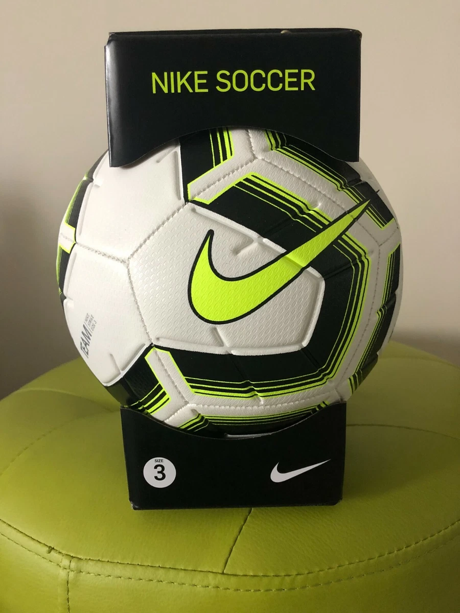 Spreekwoord Pijler isolatie SOCCER BALL-NIKE TEAM STRIKE-SIZE 3-WHITE/BLACK IN COLOR-NEW-IN THE BOX- |  eBay