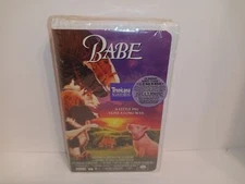 Babe  VHS FACTORY SEALED Clamshell starring James Cromwell