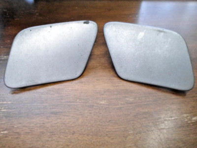 2006 2007 2008 Audi A4 - Headlamp Headlight Washer Cover Cap Pair **WEAR**