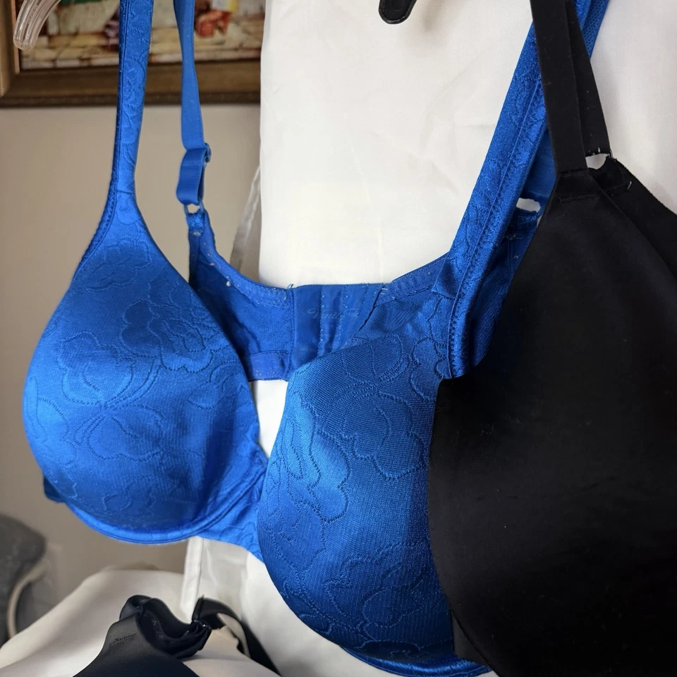 Lote de 14 sujetadores Victoria’s Secret, Maidenform, Vanity Fair la mayoría de los tamaños 38D en fotos Foto 2 de 4