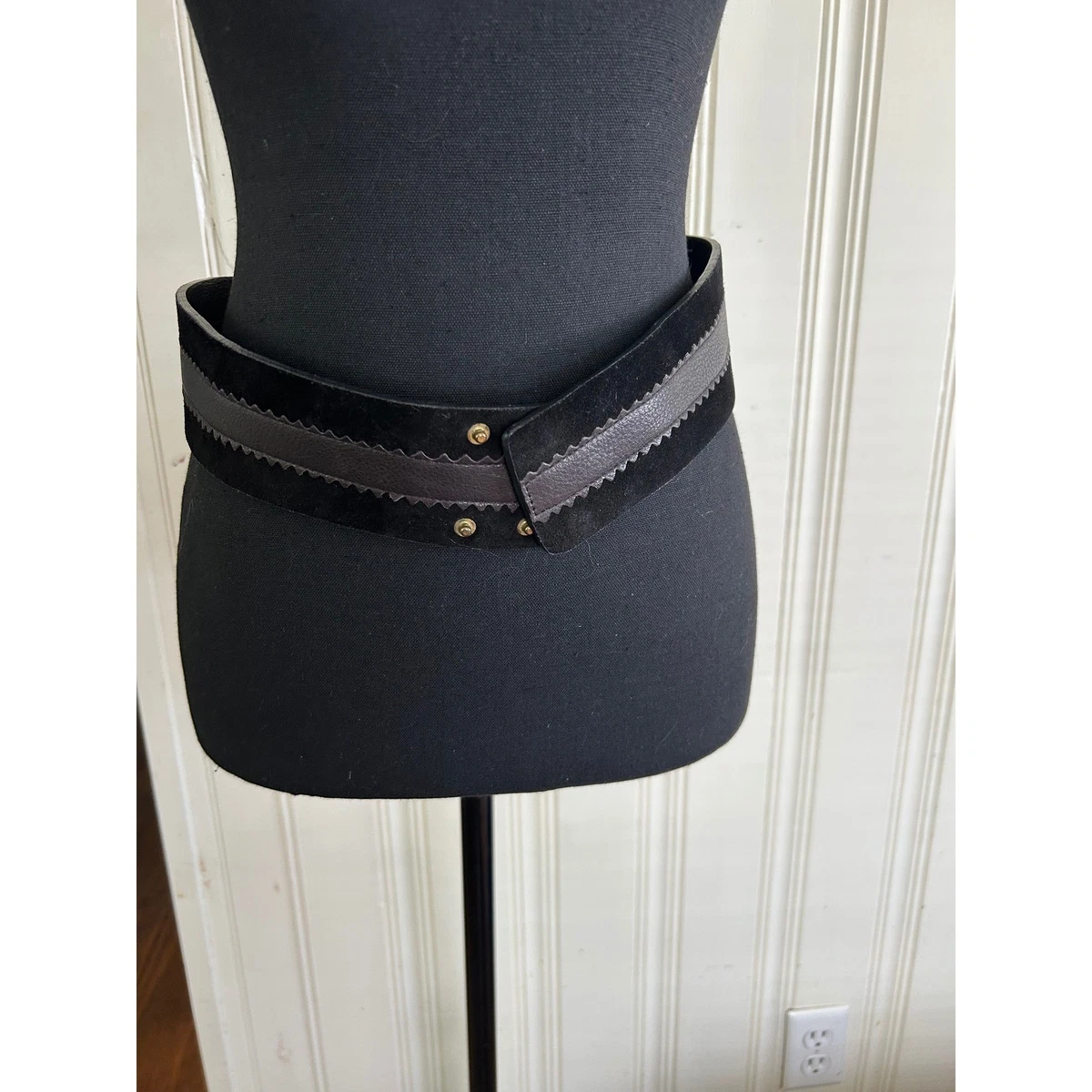 Donna Karan New York Cinch Belt Womens M Olive Green Leather DKNY Italian Luxury Donna Karan Women main image 3