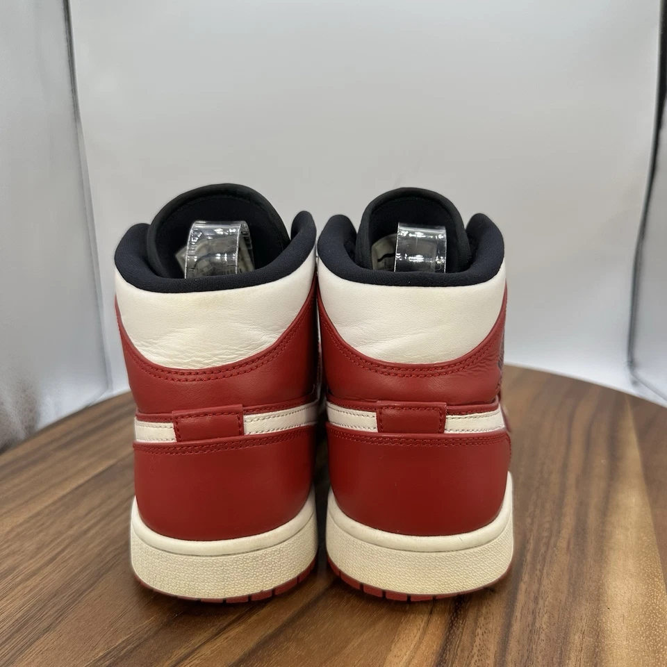 Jordan 1 Mid Chicago Zapatos Tenis Gimnasio Rojo Blanco Negro 554724-605 Para hombres 8 Foto 2 de 4