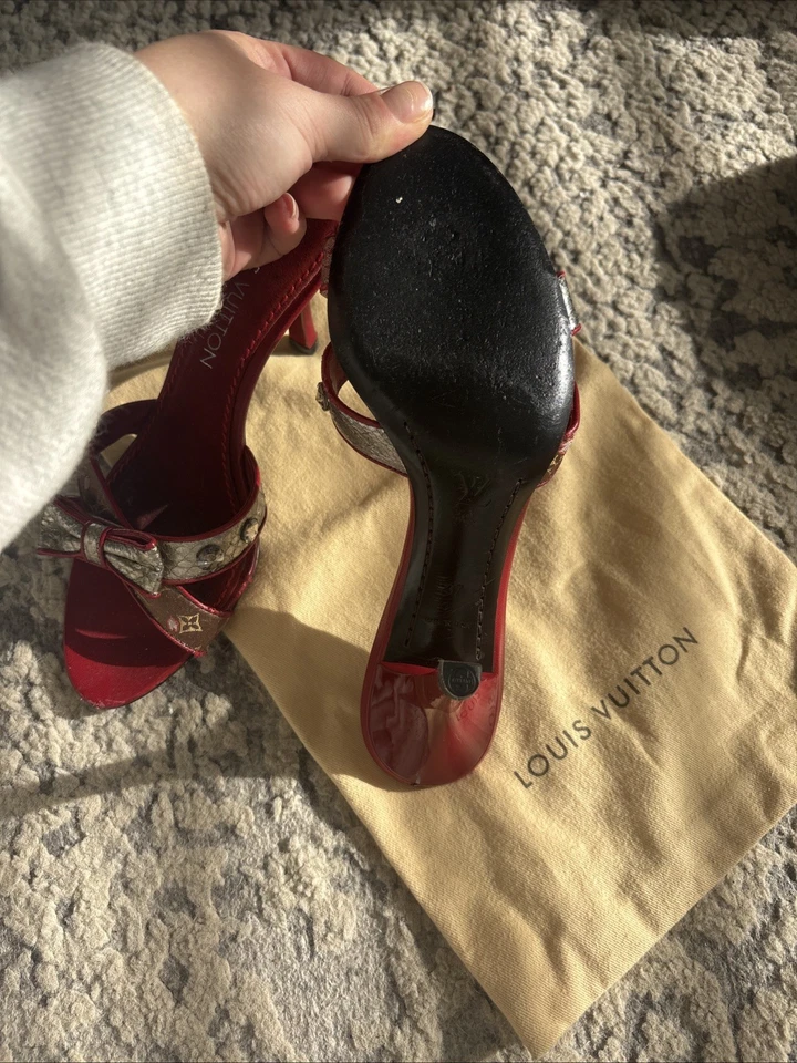 Louis Vuitton Takashi Murakami Cherry Mules Tacones Lona, Talla 37 Foto 3 de 4