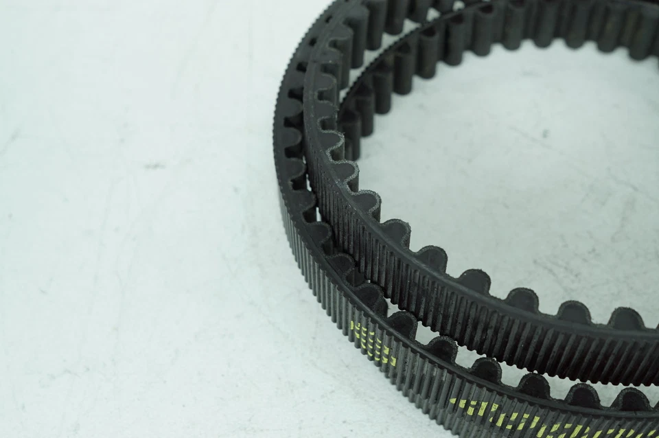 Correa de transmisión trasera 18 Harley-Davidson Softail FXBB Street Bob OEM 134T 1" 40000018 Foto 4 de 4