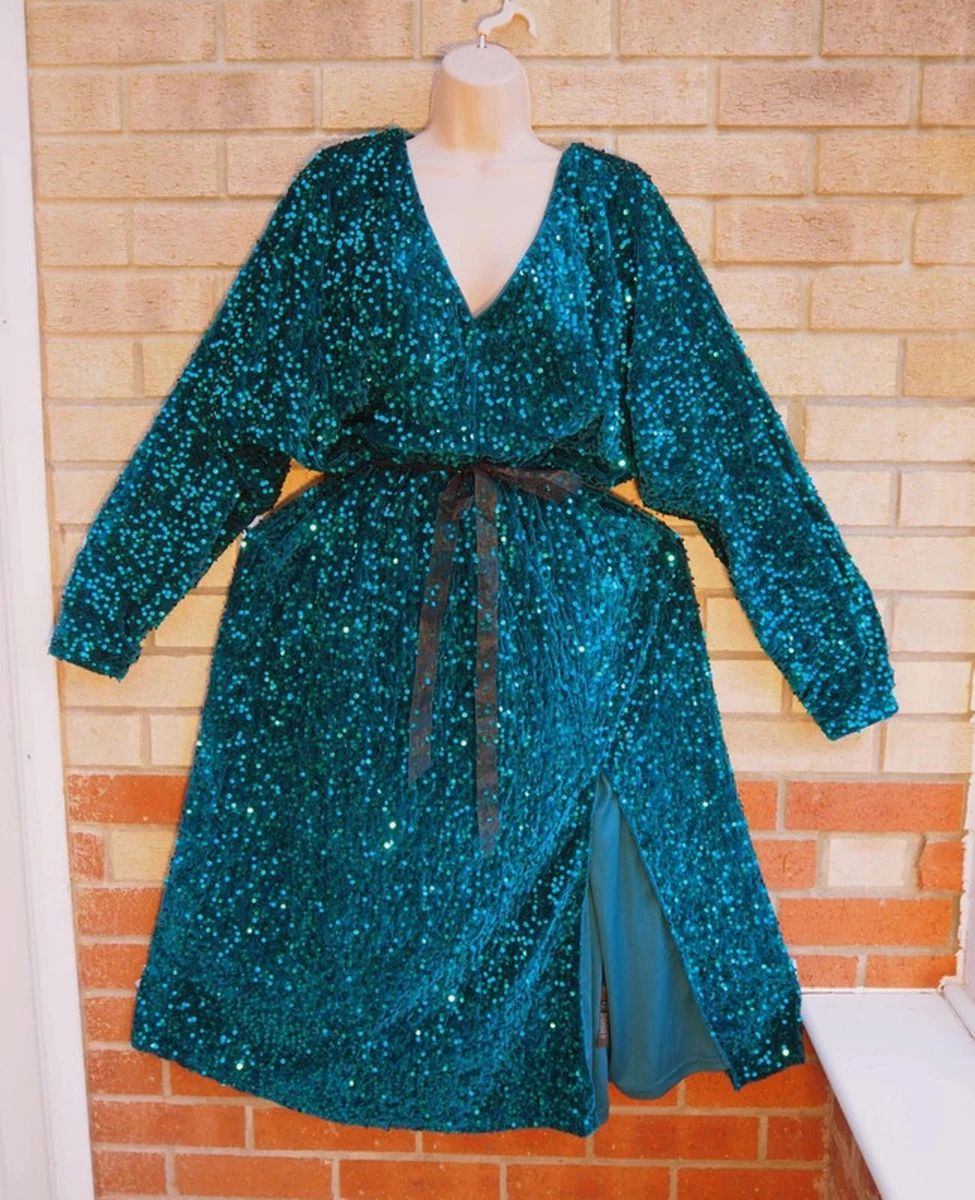 green floral strappy dress Green Floral Print Ruffles Spaghetti Strap Dress With White Cardigan –  Jolly Vintage