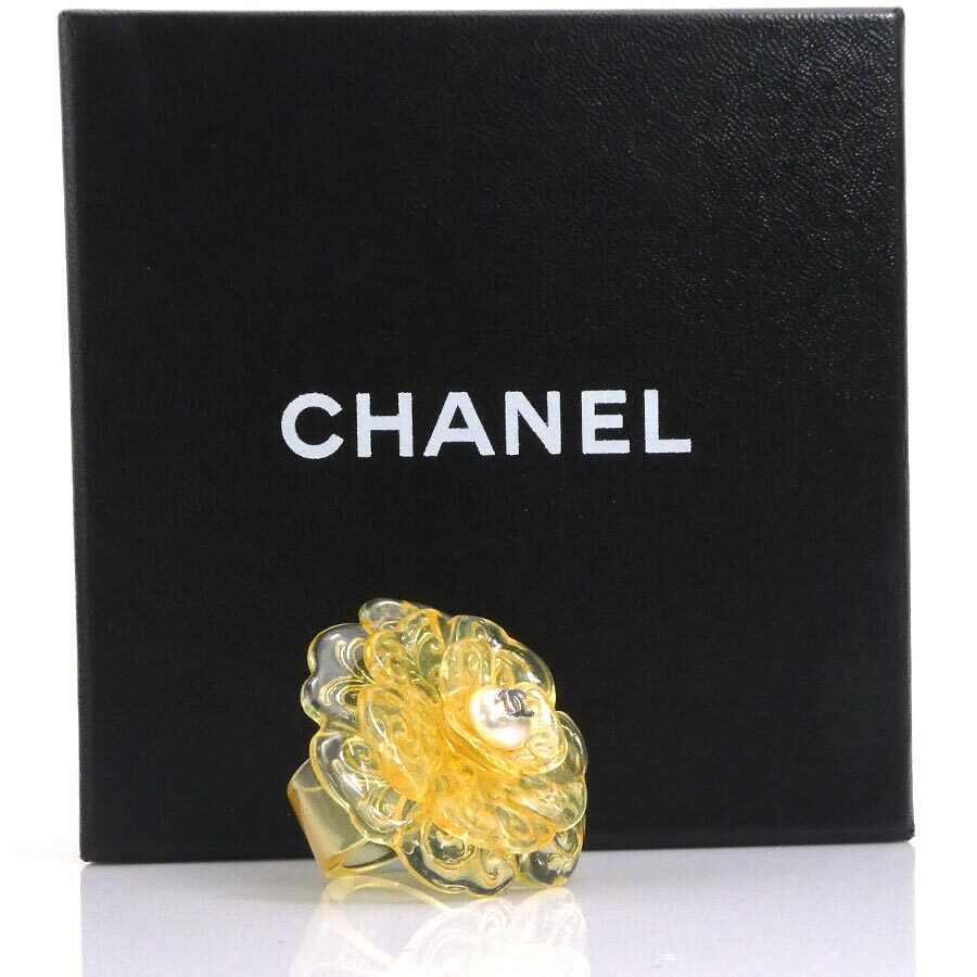 Auth CHANEL Camellia Flower Ring Clear Resin/Faux Pearl