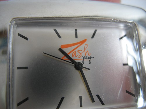 mini novelty desk clock shape MCM tv RED & SILVER Zash pay advertising - Picture 6 of 7