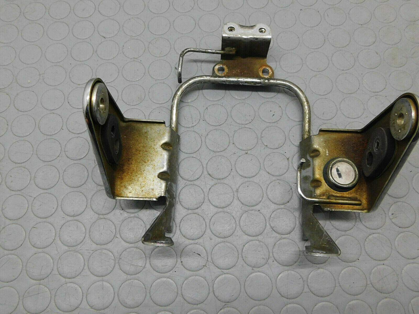 Foto 1 di 8