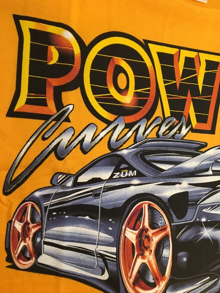 Camiseta Para Hombres Jóvenes Nueva Mediana Zum Power Car Dykom EE. UU. Amarilla Rara 2002 De Colección Foto 2 de 4