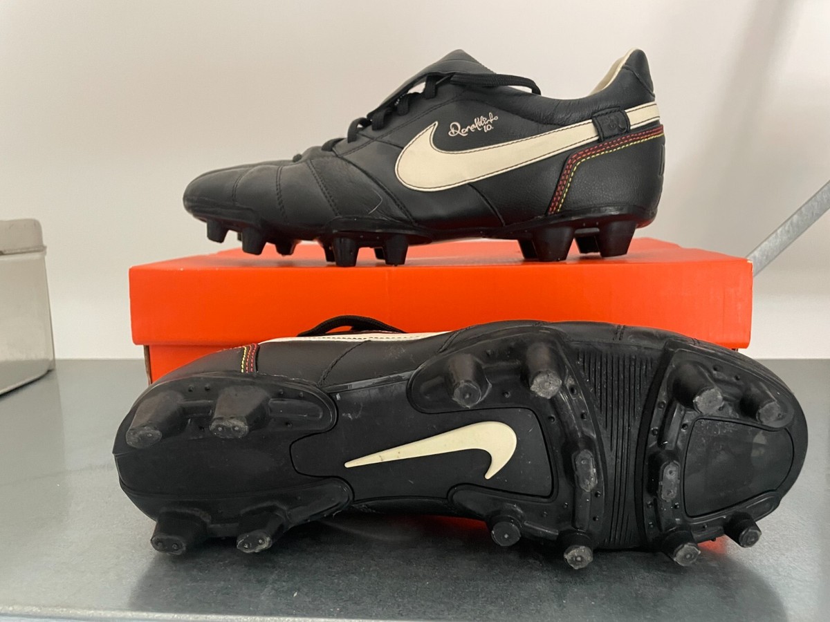 NIKE TIEMPO R10 RONALDINHO Yellow / Black TOTAL 90 SOCCER