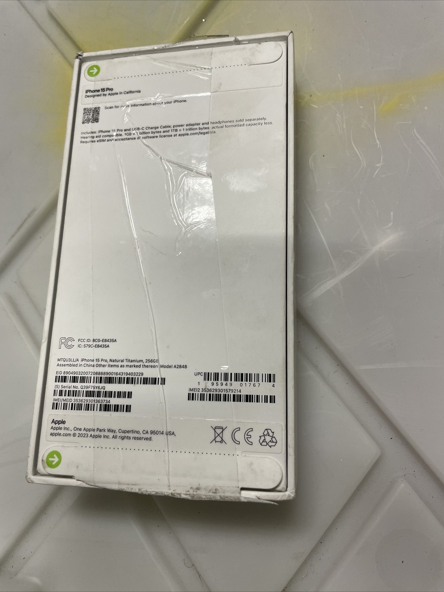 Apple iPhone 15 Pro Max 256GB Black Titanium - Empty Box