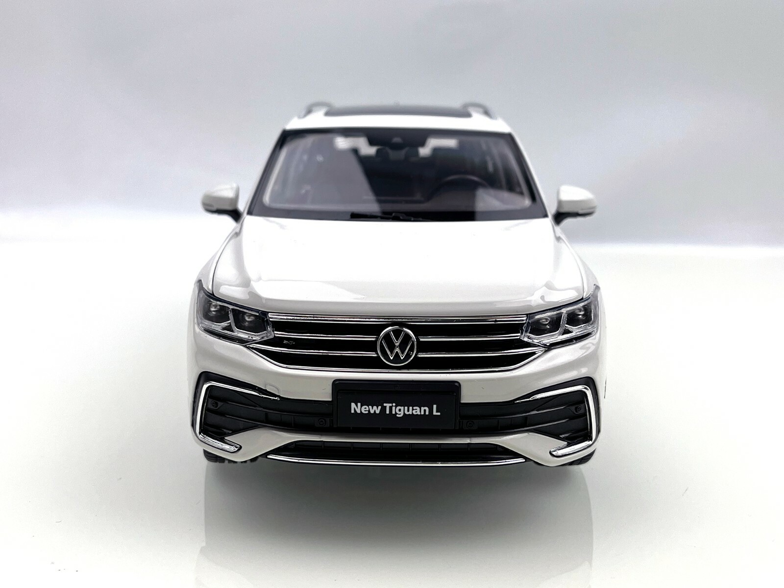 Miniature Volkswagen Tiguan 1/18 Paudi L Metallise Marron Ohne