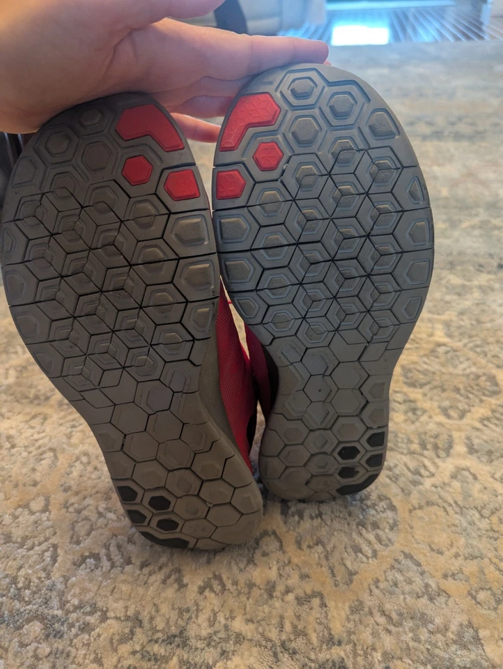 Nike Hombre Gratis, Talla 11, Rojo, Usado Foto 2 de 4