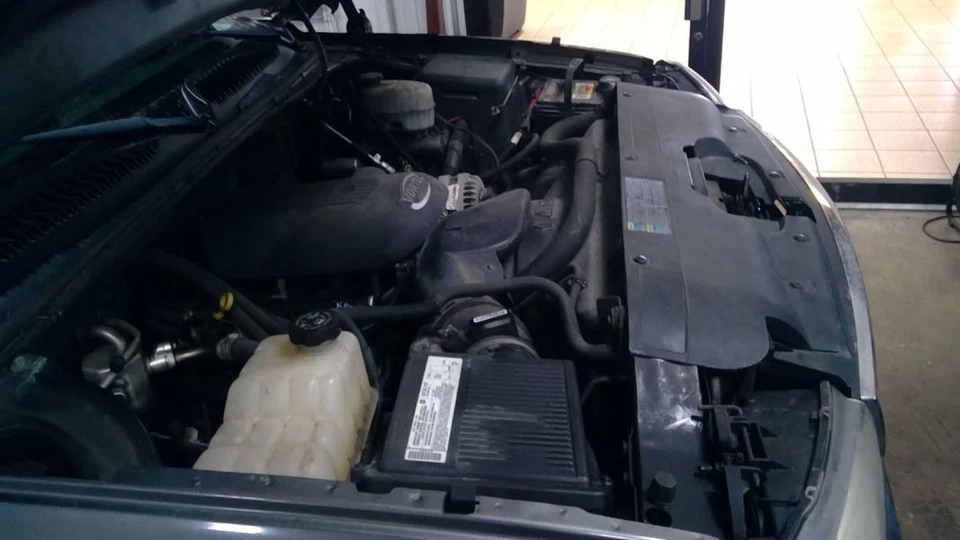 Faro conductor estilo clásico compatible con camioneta Silverado 1500 05-07 3769133 Foto 4 de 4