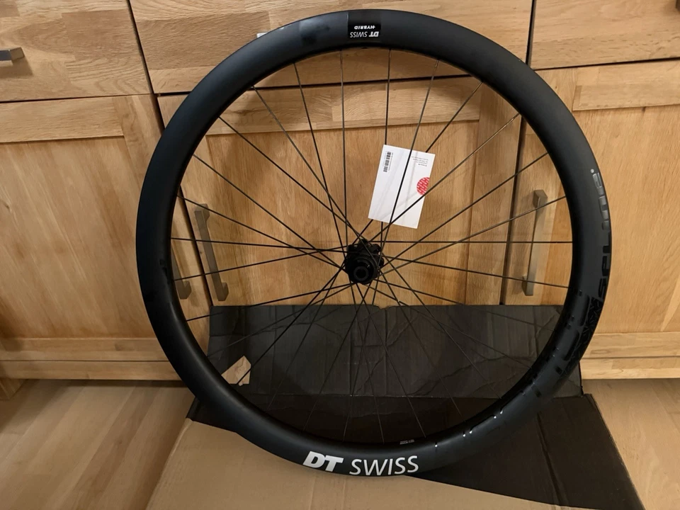 DT Swiss HGC 1400 Carbon 42mm LR Hi 12 x 142 28“ Zoll CL DT Swiss 240s  N3W F - Bild 2 von 4