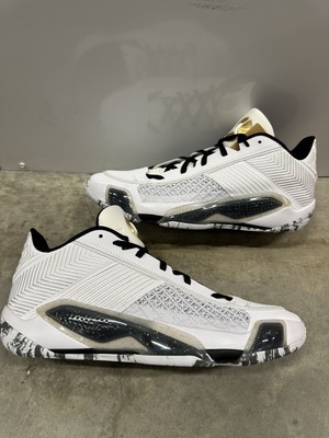 【NIKE】エア ジョーダン XXXVIII ロー GUO PF Nike Air Jordan XXXVIII 38 Low Royalty White Black Gold Mens