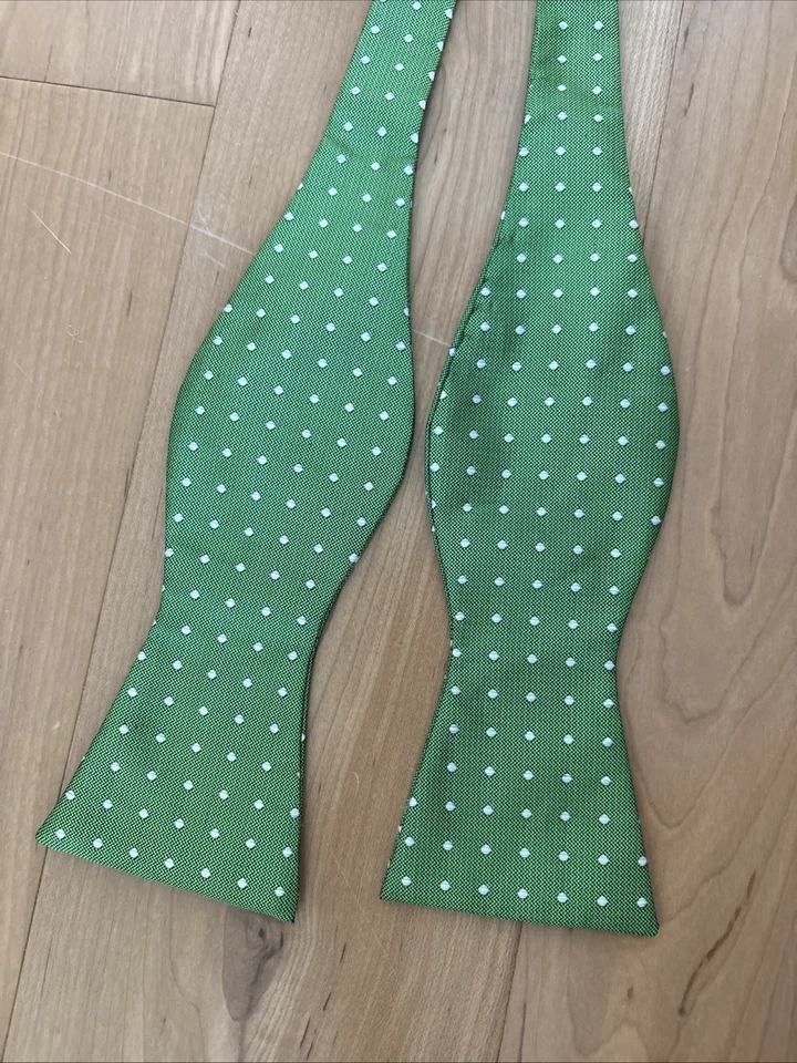 Corbatas de moño de seda tejidas con lunares Pensee para hombre usadas Foto 3 de 4