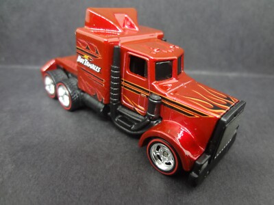HW Hot Wheels Long Gone red w/ flames Hot Tamales - Loose 1