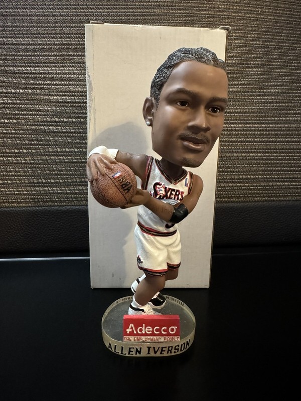 Allen Iverson Bobblehead w/ Piece of Game Worn Jersey Philadelphia 76ers SGA
