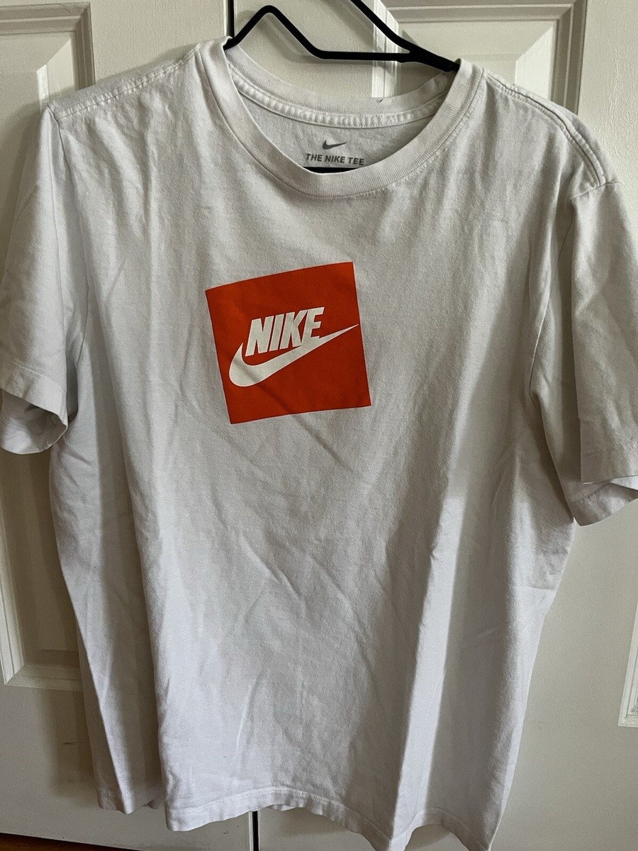 nike box logo t shirt