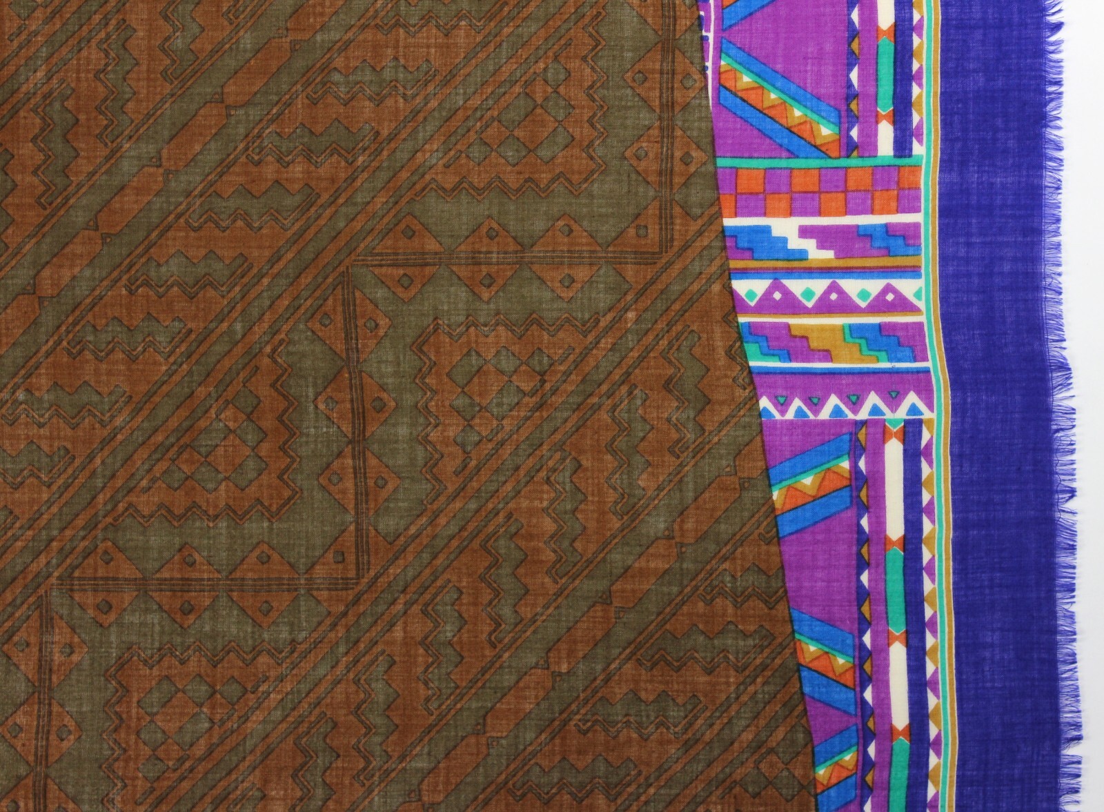 Beautiful Vintage "Pierre Cardin" Scarf image 9