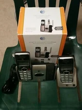 AT&T Cordless Phone/Answering 2 handset Black/Silver Caller ID HD parts only