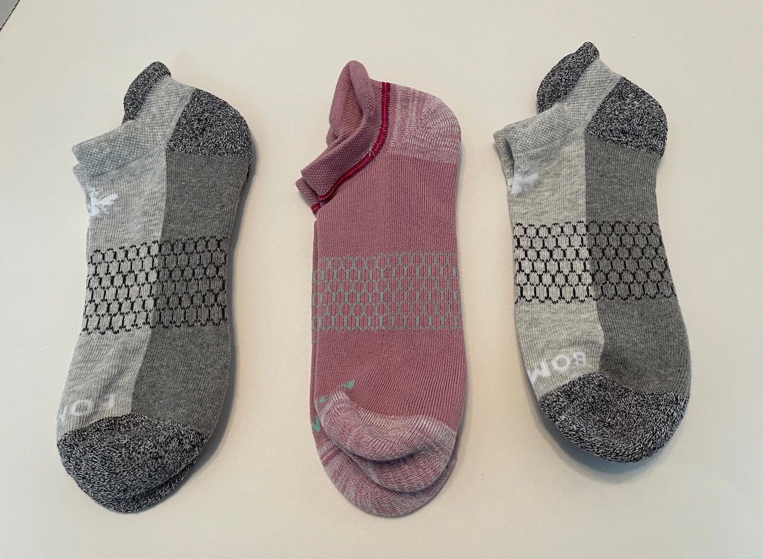 BOMBAS 3-PACK ANKLE SOCKS ASSORTED COLORS - SIZE L M(9.5-13)/ W(11-13)