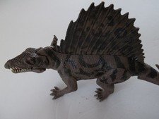 Sail-Back Dinosaur Dimetrodon Toy Figure 8" long 4" high