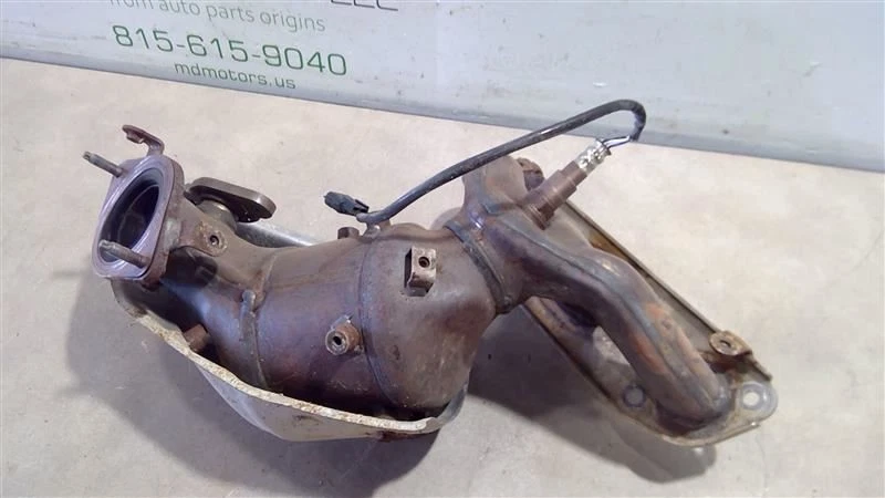 Convertidor catalítico colector de escape Nissan Sentra 2020-2023 140E2-6FJ0A Foto 3 de 3