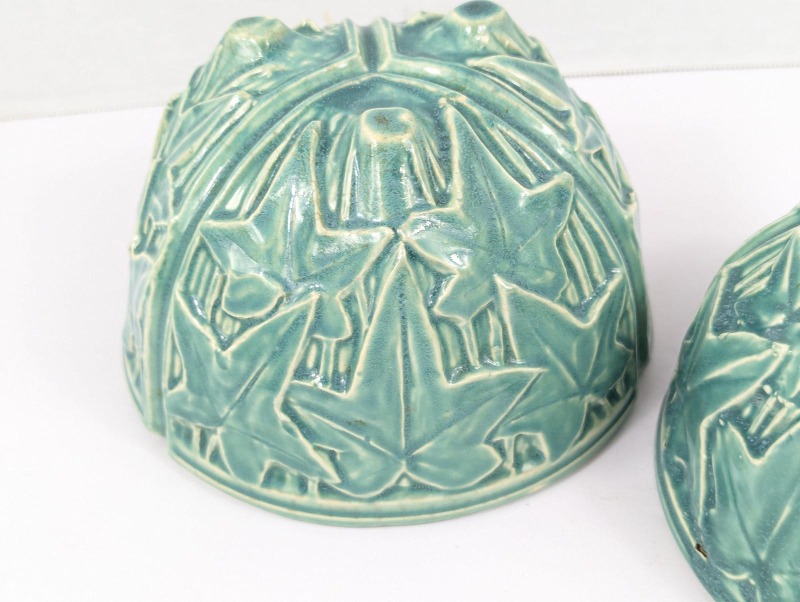 (2) Vintage McCoy Unmarked Pottery Ivy Turquoise Basket Planters 3 Footed