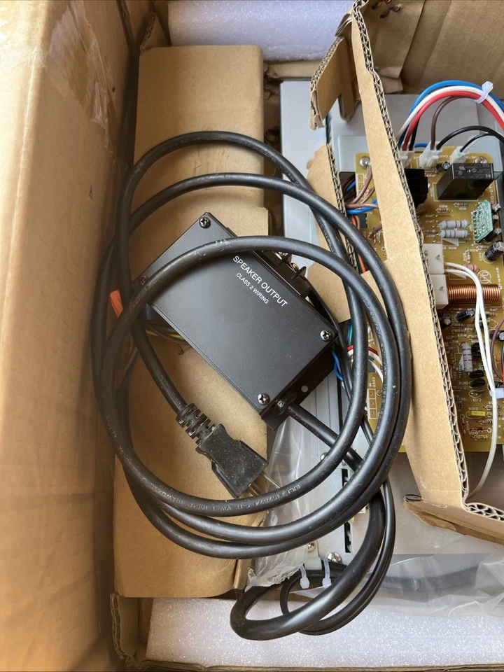 TOA Electronics W-912A 6-Channel In-Wall Modular Mixer / Power Amplifier 120W - Image 4 of 4