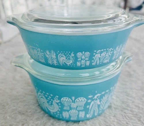 Vintage Pyrex Butterprint Turquoise 473 and 471 Casserole Set w/ Lids MCM Amish