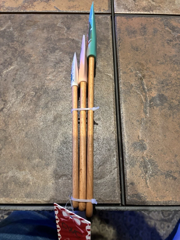 New with Tag CWC Cook With Color Set of 3 Christmas Themed Spatulas - Image 2 of 3