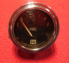 Vintage Stewart Warner Big Block Logo 2 18 Fuel Level Gauge 6 V Curved Glass
