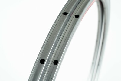 Rigida DP 18 Rim 28 (700c) jante à profil haut - Studio Brisant