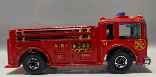 VINTAGE 1977 HOT WHEELS REDLINE  ERA FIRE EATER HONG KONG BASE   BW’s