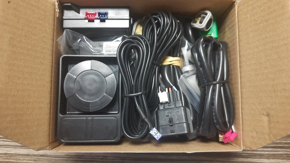 JUEGO ALARMA RENAULT KADJAR 8201579504 Foto 2 de 2