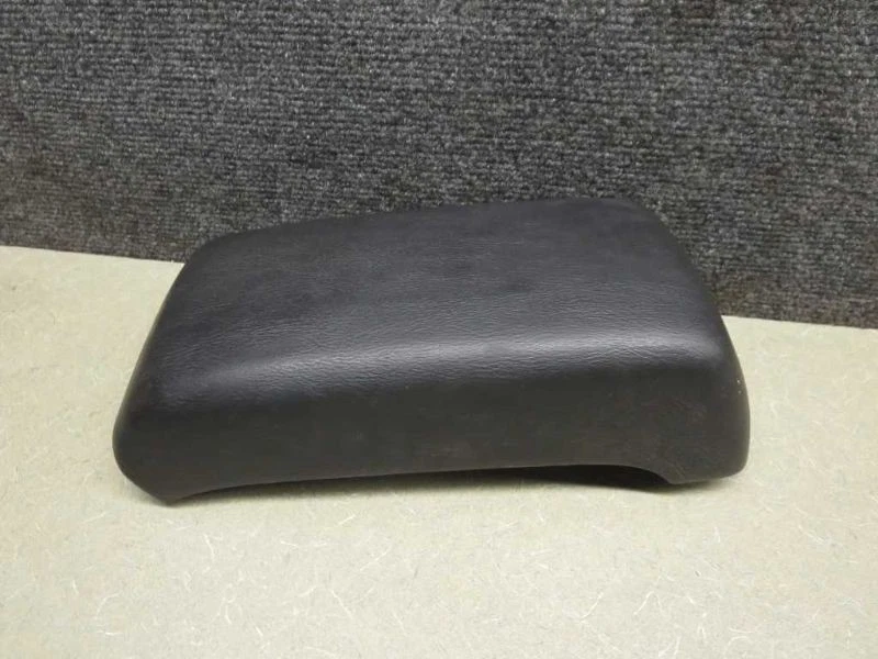 2000 Subaru Legacy Floor Mounted Console Lid *ONLY* (BLACK) - Image 3 of 4