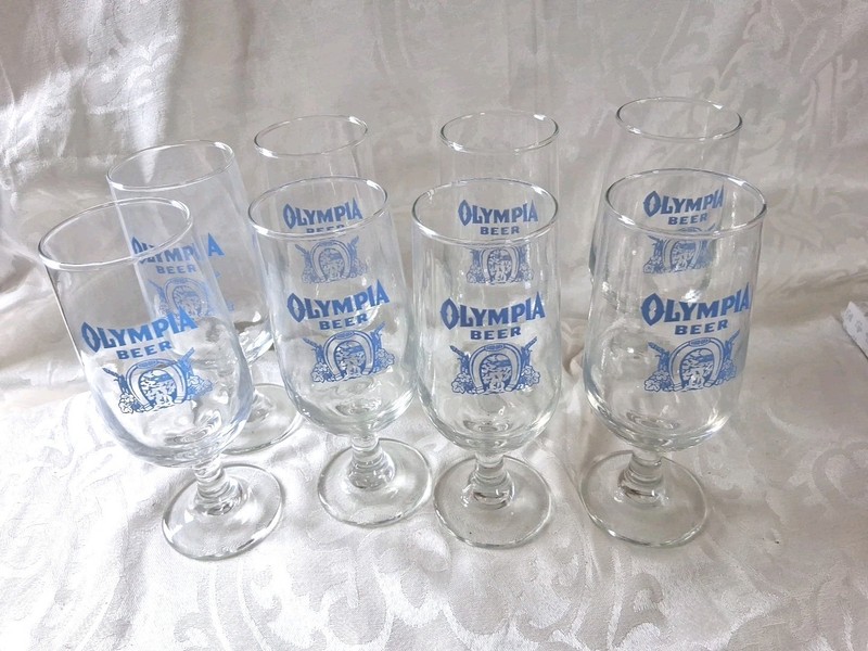 Olympia Beer Stemmed Beer Glasses 7 Inch 12 oz Set of 8 VINTAGE 1970s Bar Ware