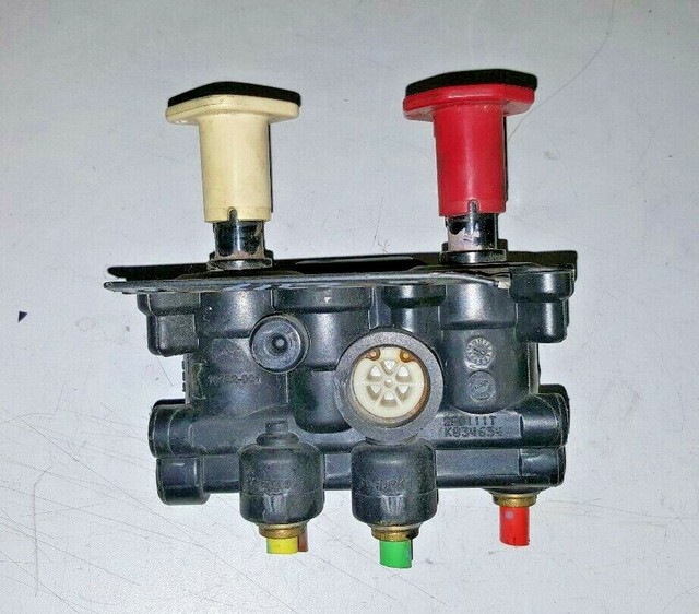 Freightliner Bendix Brake Valve 4790208 4844553 eBay