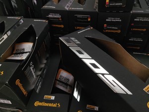 continental 5000 28