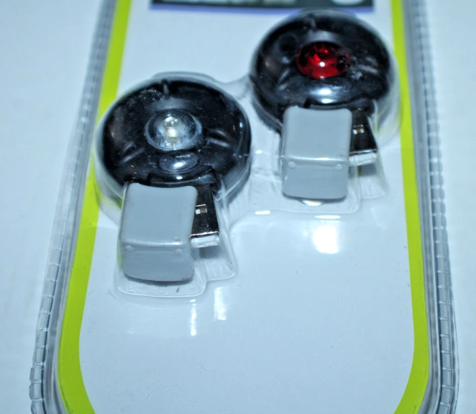 Delta 自行车灯可穿戴安全信标 USB 可充电 20 小时 + 前后 — 第 2/4 张图片