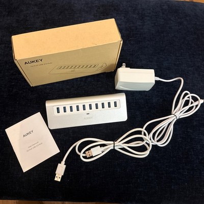 Aukey USB 3.0 Hub 10 Port Hub Aluminum Alloy  LED Indicator