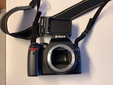 Nikon D40 6.1MP Digital SLR Camera Body Only