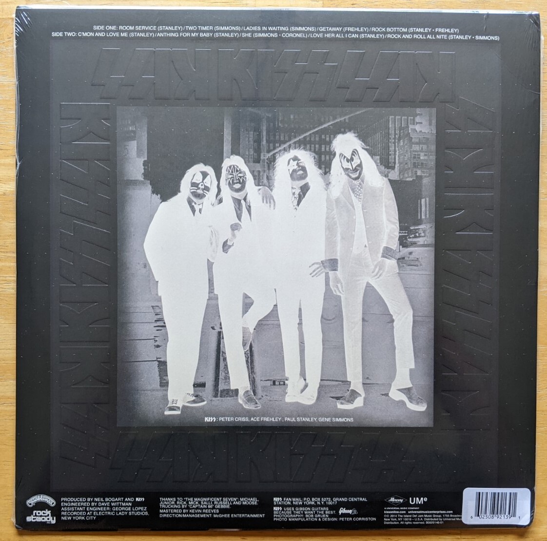 KISS Dressed to Kill サイン入り KISS / Dressed To Kill (SWX-6188) LP – TICRO MARKET