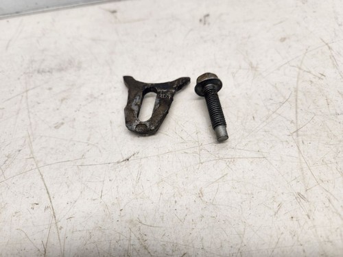 1996-99 Chevrolet Suburban 1500 (5.7L / AT) Distributor W/ Hold Down - Picture 3 of 5