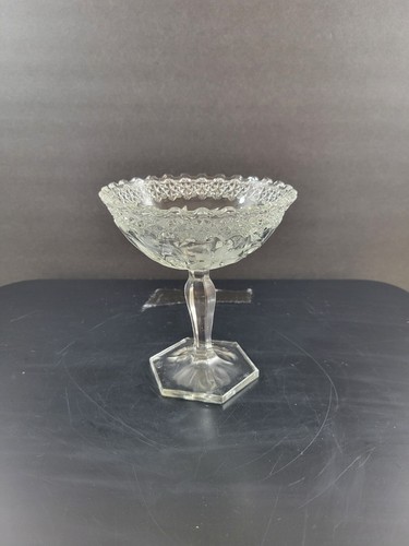 Vintage Clear Cut Floral Glass Compote Pedestal Candy Dish 5 1/2" - Picture 8 of 15