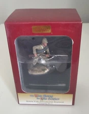 W. BRITAIN THE NILE SERIES 27037 BRITISH YORK AND LANCASTER REGIMENT CHARGING 2