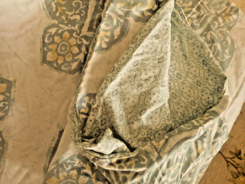 SKY  FULL /  QUEEN  DUVET  COVER  MEDALLIONS/ PAISLEY  REVERSIBLE  COTTON NWOT