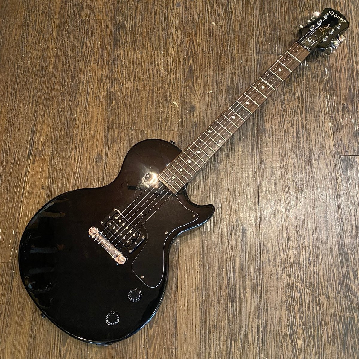 Epiphone Les Paul Junior レスポールジュニア Amazon.com: Epiphone Les Paul Junior, Tobacco Burst